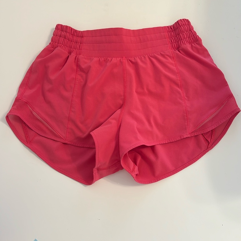 Lululemon HR 2.5” hotty hots lipgloss
